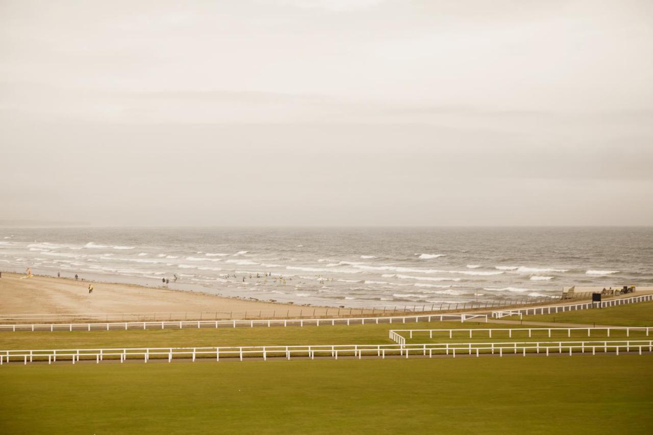 Rusacks St Andrews Esterno foto Muswell Manor Racecourse
