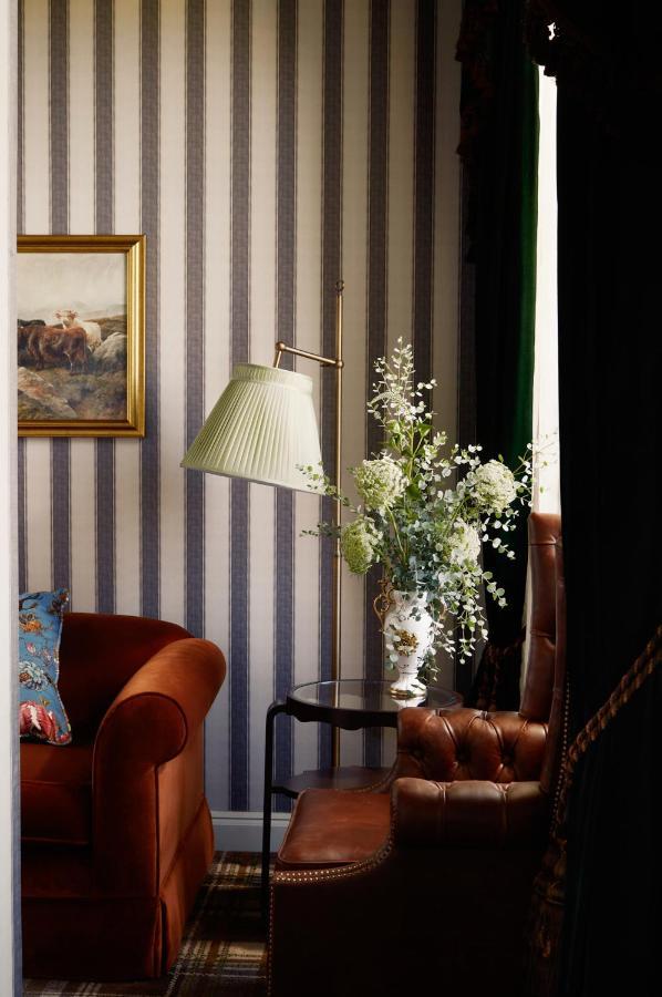 Rusacks St Andrews Esterno foto A floor lamp