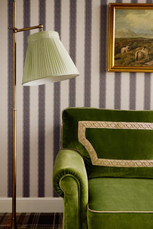 Rusacks St Andrews Esterno foto A striped wallpaper