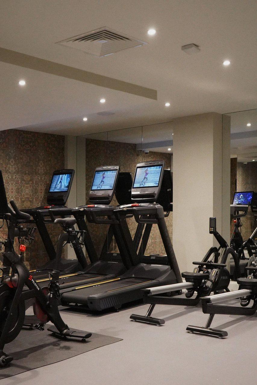 Rusacks St Andrews Esterno foto A treadmill with a screen